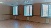 Продам офисное помещение , готовый арендный бизнес . (5 фотографий)